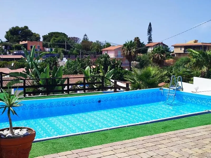 Al Meriggio Apartments Brucoli